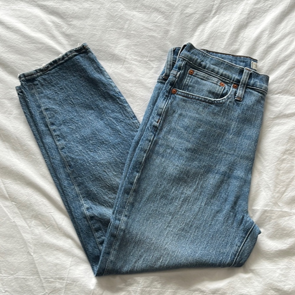 LIKE NEW Madewell High Rise Classic Straight Jean
